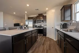 82 River Oak Ct, Merced, CA 95341 - Photo 4