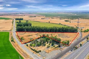 2947 S Beale Rd, Wheatland, CA 95692 - Photo 1