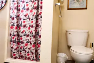 739 E 2nd St, Stockton, CA 95206 - Photo 10