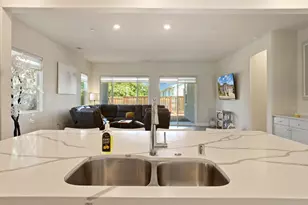 605 Victoria Dr, Manteca, CA 95336 - Photo 10