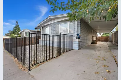 545 Vandenberg Circle, Roseville, CA 95747 - Photo 2