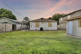 2533 Oxford Way, Stockton, CA 95204 - Photo 28