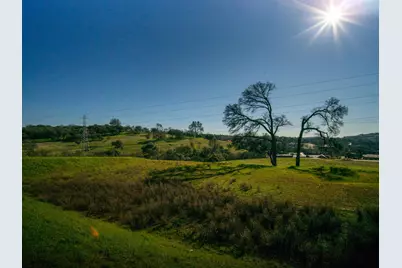 4877 Greyson Creek Drive, El Dorado Hills, CA 95762 - Photo 8