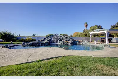 16221 Gustafson Avenue, Patterson, CA 95363 - Photo 6