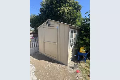 4929 79th Street, Sacramento, CA 95820 - Photo 12