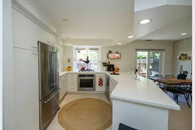 618 Brady Avenue, Modesto, CA 95354 - Photo 6