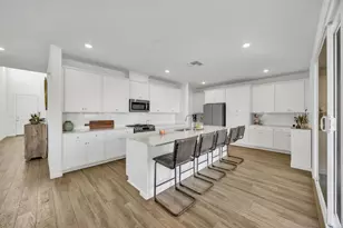 8765 Oldfield Wy, Sacramento, CA 95829 - Photo 4