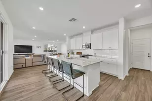 8765 Oldfield Wy, Sacramento, CA 95829 - Photo 18