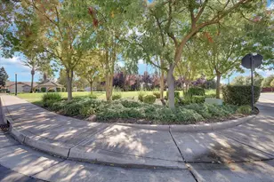 2677 San Marin Ln, Sacramento, CA 95835 - Photo 48
