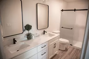 2025 W Vine St, Lodi, CA 95242 - Photo 14