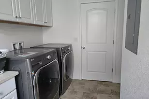 736 River Bend Dr, Lathrop, CA 95330 - Photo 28