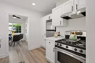 2547 20th St, Sacramento, CA 95818 - Photo 12