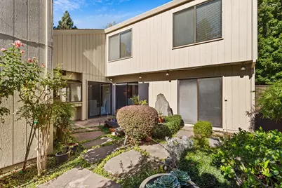 816 Elmhurst Circle, Sacramento, CA 95825 - Photo 30