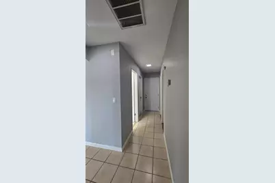 8266 Summer Sunset Drive, Sacramento, CA 95828 - Photo 10