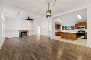 8181 W Kile Rd, Thornton, CA 95686 - Photo 12