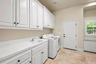 9739 Golf Club Dr, Granite Bay, CA 95746 - Photo 40