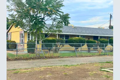 3331 E Clinton Avenue, Fresno, CA 93703 - Photo 1