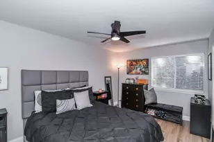 9101 Newhall Dr, Sacramento, CA 95826 - Photo 18