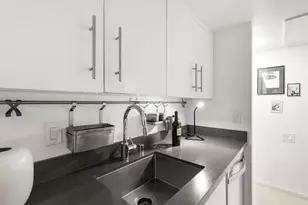 2424 Larkspur Ln, Sacramento, CA 95825 - Photo 24