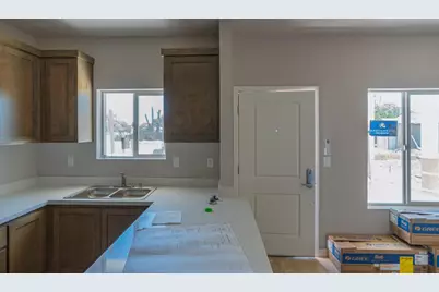 40 W 13th Street, Merced, CA 95341 - Photo 4