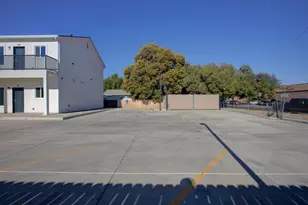 40 W 13th St, Merced, CA 95341 - Photo 8
