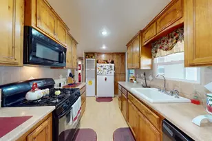 Jackson, Escalon, CA 95320 - Photo 12