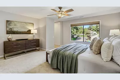 1055 Vanderbilt Way, Sacramento, CA 95825 - Photo 16