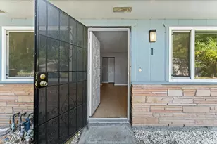 6428 Bremen Dr, Citrus Heights, CA 95621 - Photo 2