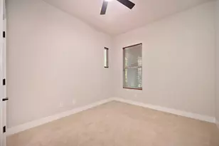 2721 Aspen Valley Ln, Sacramento, CA 95835 - Photo 22