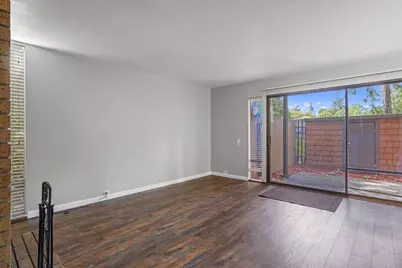 2201 Woodside Lane #10, Sacramento, CA 95825 - Photo 4