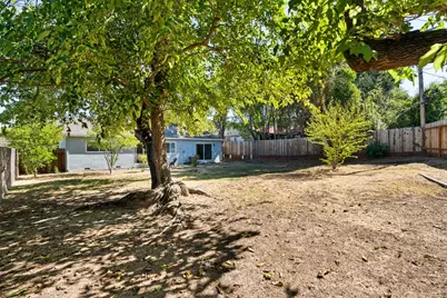 5645 San Juan Avenue, Citrus Heights, CA 95610 - Photo 18