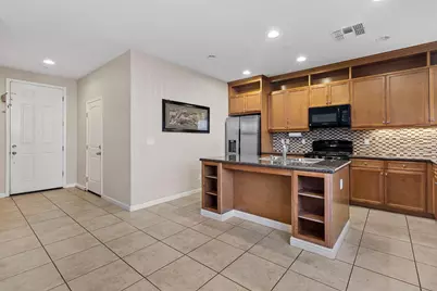 7525 Eldred Way, Sacramento, CA 95829 - Photo 12