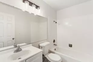 6690 Hometown Way, Sacramento, CA 95828 - Photo 22