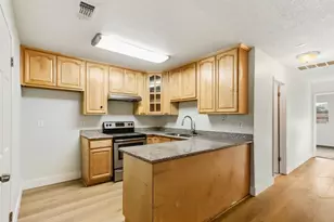 6690 Hometown Way, Sacramento, CA 95828 - Photo 2