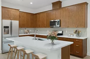 2288 Paramount Ln, Manteca, CA 95337 - Photo 2