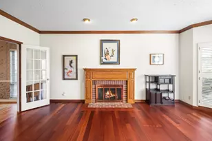 857 Lake Front Dr, Sacramento, CA 95831 - Photo 12