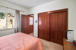 857 Lake Front Dr, Sacramento, CA 95831 - Photo 28