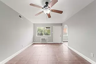 7529 Skelton Way, Sacramento, CA 95822 - Photo 10