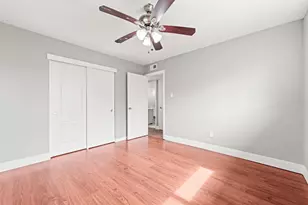 7529 Skelton Way, Sacramento, CA 95822 - Photo 16