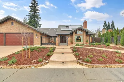 9153 Shady Hollow Way, Fair Oaks, CA 95628 - Photo 2