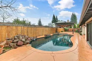 9153 Shady Hollow Way, Fair Oaks, CA 95628 - Photo 52