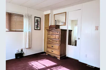 Brook Park Lane, Sacramento, CA 95841 - Photo 18