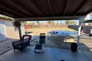 913 9th St, Turlock, CA 95380 - Photo 12