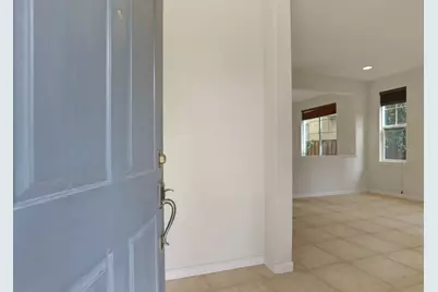 433 W Moraga Street, Tracy, CA 95391 - Photo 8