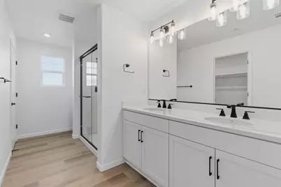 667 Estancia Street, Lathrop, CA 95330 - Photo 40