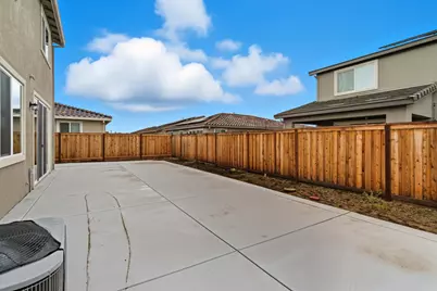 667 Estancia Street, Lathrop, CA 95330 - Photo 44