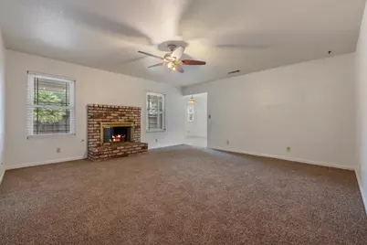 1940 N Berkeley Avenue, Turlock, CA 95382 - Photo 16