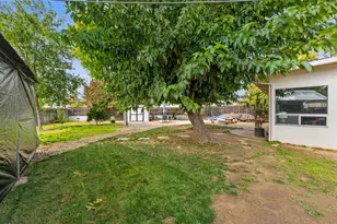 4628 Belcrest Way, Sacramento, CA 95821 - Photo 50