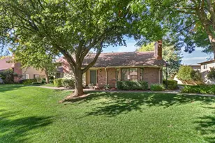 956 W Cross St, Woodland, CA 95695 - Photo 1