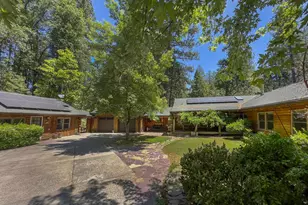 17452 Lake Vera Purdon Rd, Nevada City, CA 95959 - Photo 2